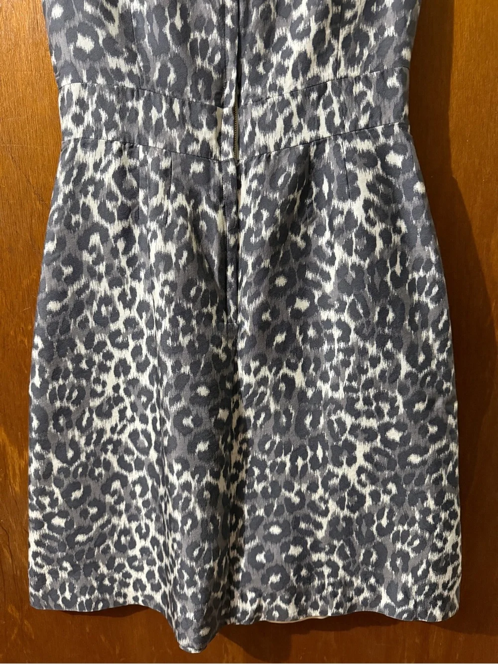 EUC Kate Spade Sleeveless Grey Leopard Print Fit & Flare Dress - Size 6